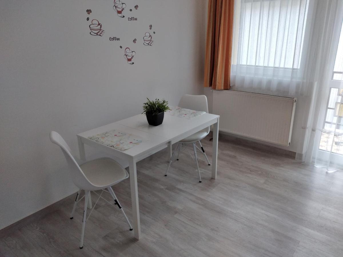 Heviz Erika Apartman Exteriör bild