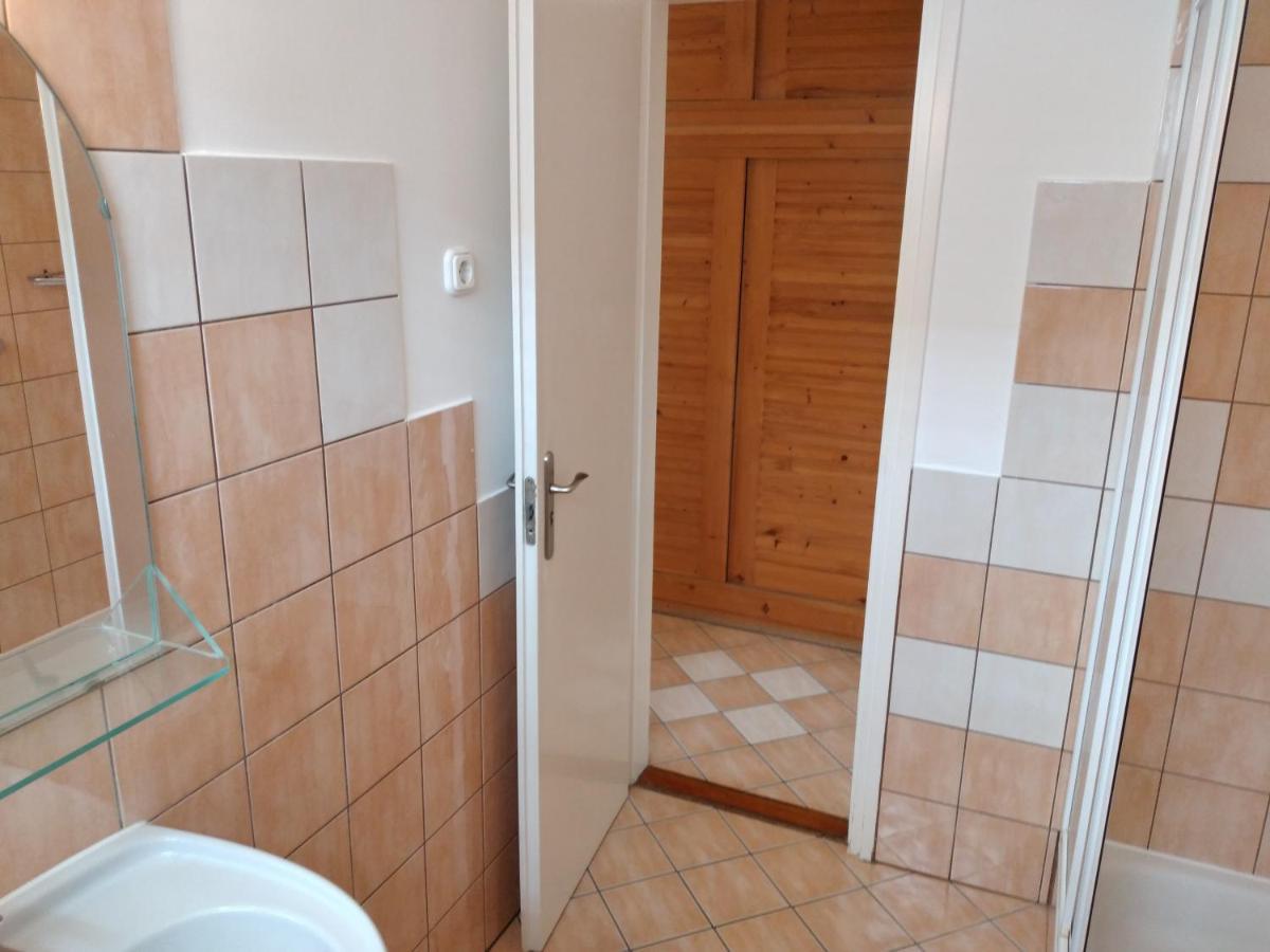 Heviz Erika Apartman Exteriör bild