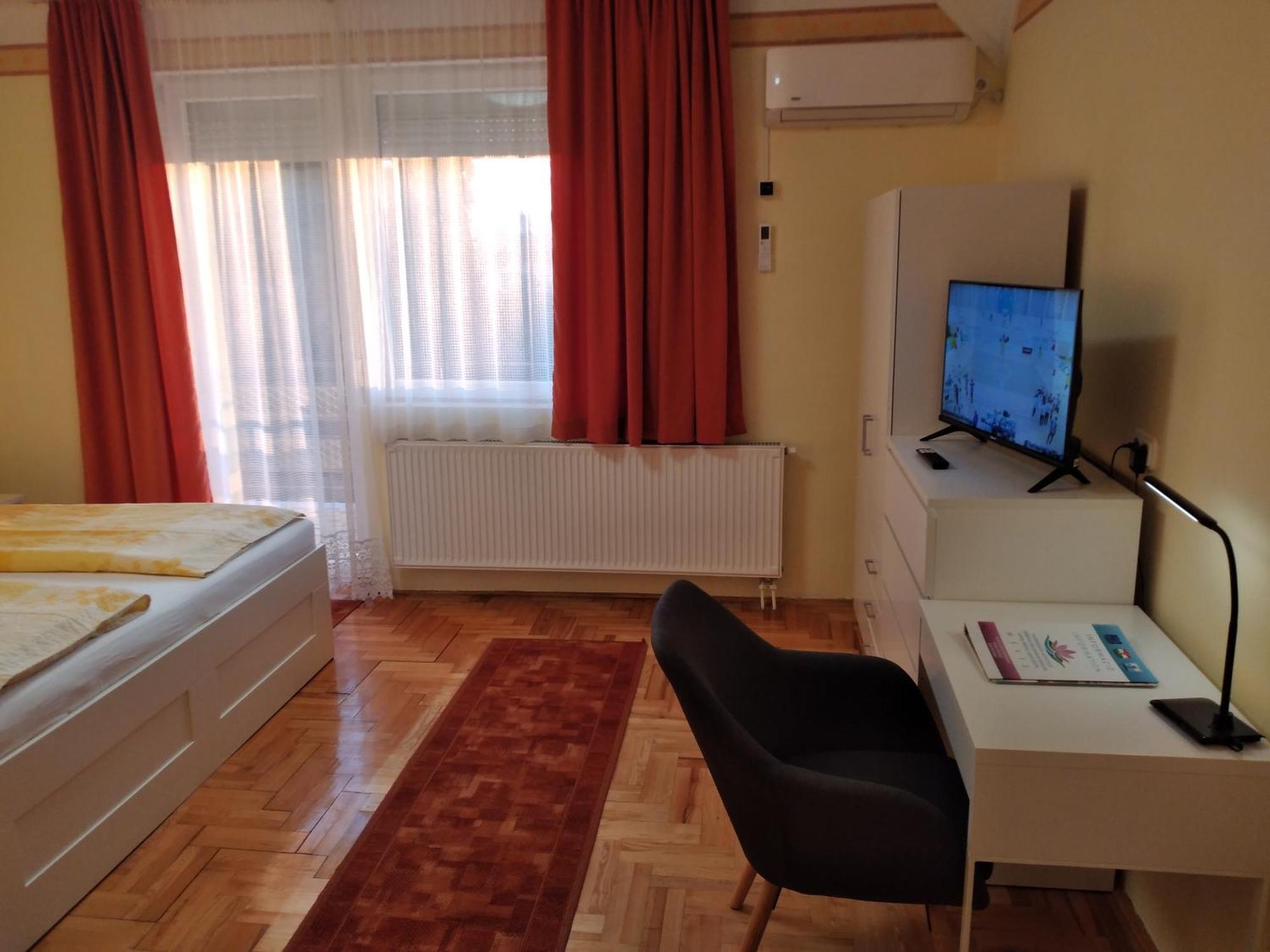Heviz Erika Apartman Exteriör bild